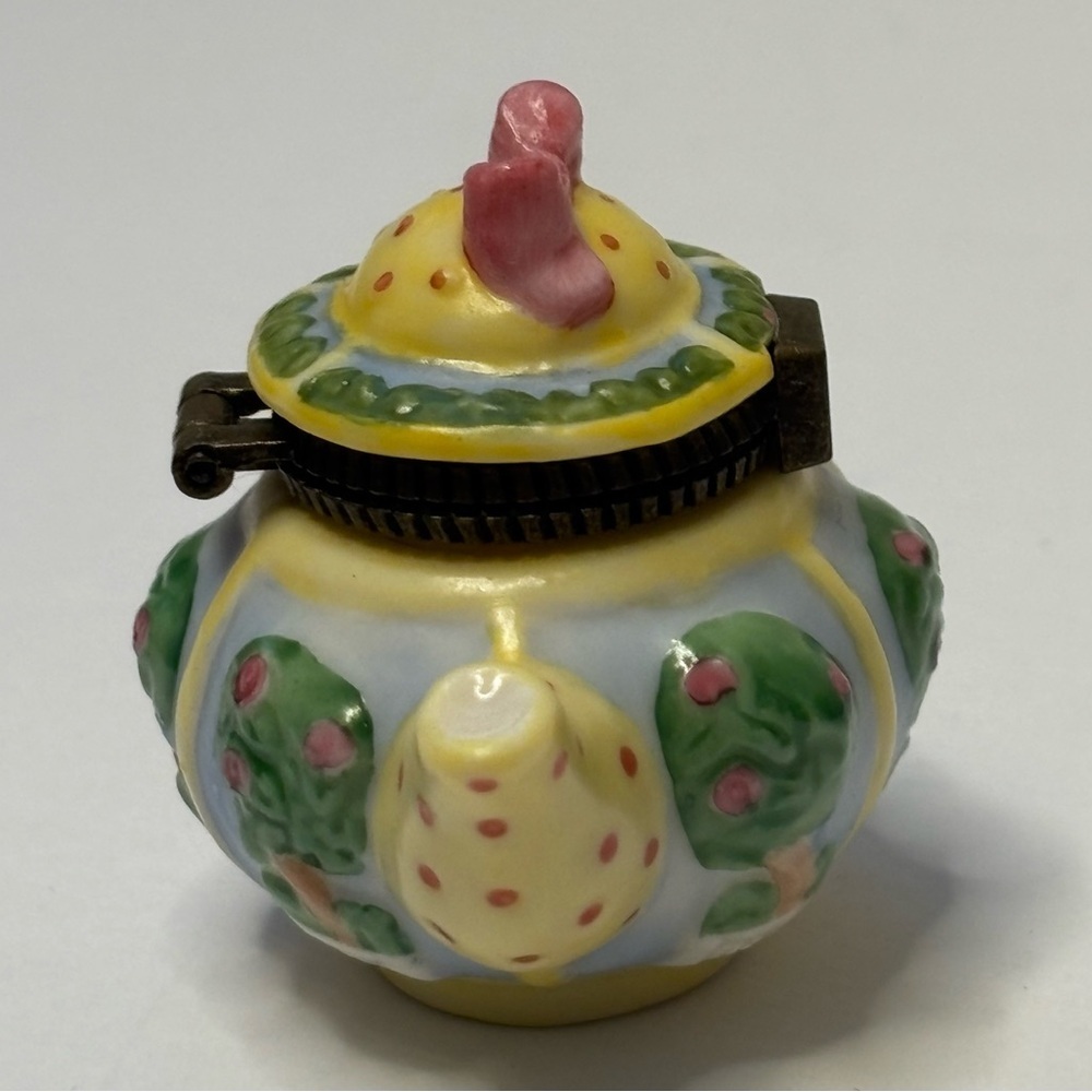 MARY ENGELBREIT MINIATURE TEAPOT - Picture 3 of 7